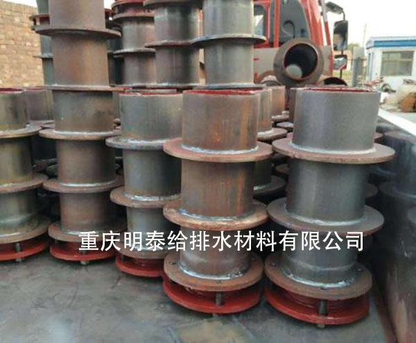 當柔性防水套管被堵塞時需要采取的措施有哪些呢 當柔性防水套管被堵塞時需要采取的措施有哪些呢